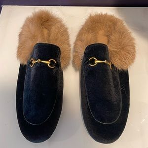 ARQA fur black velvet mules with gold chain